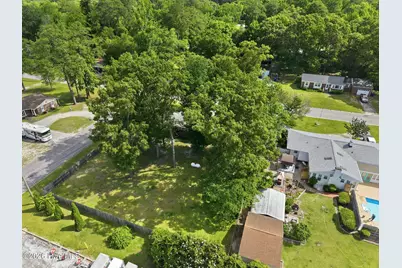 100 E Sherwood Drive, Havelock, NC 28532 - Photo 14