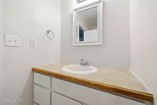 100 E Sherwood Dr, Havelock, NC 28532 - Photo 36