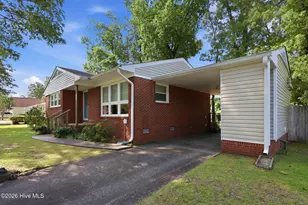 100 E Sherwood Dr, Havelock, NC 28532 - Photo 6