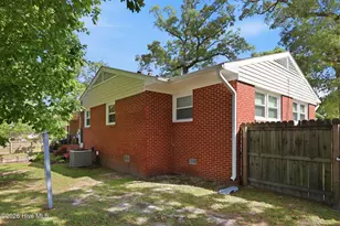 100 E Sherwood Dr, Havelock, NC 28532 - Photo 46