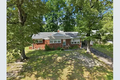 100 E Sherwood Drive, Havelock, NC 28532 - Photo 8