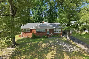 100 E Sherwood Dr, Havelock, NC 28532 - Photo 8