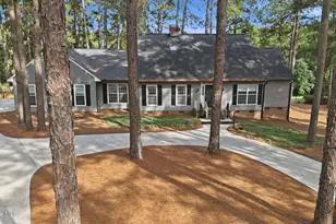116 Oxford Ct, Seven Lakes, NC 27376 - Photo 2