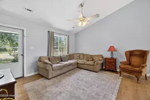 2310 Ivy Rd, Greenville, NC 27858 - Photo 14