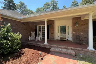 214 Longleaf Dr, West End, NC 27376 - Photo 4