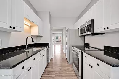4519 Sagedale Drive #Unit 203, Wilmington, NC 28405 - Photo 2