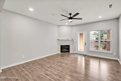4519 Sagedale Drive #Unit 203, Wilmington, NC 28405 - Photo 12