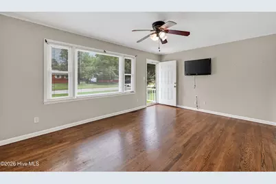 118 Puller Drive, Jacksonville, NC 28540 - Photo 2