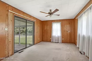 921 Harrell Dr, Morehead City, NC 28557 - Photo 16