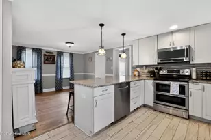 206 Woodland Dr, Clinton, NC 28328 - Photo 16