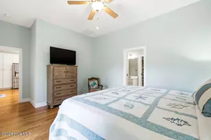 124 NE 7th St, Oak Island, NC 28465 - Photo 26