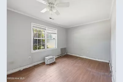 203 Richlands Avenue, Jacksonville, NC 28540 - Photo 6