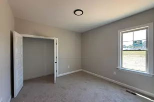 193 Royal Ave, Selma, NC 27576 - Photo 8
