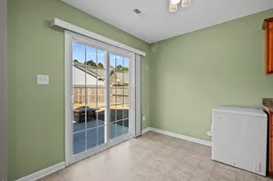 101 Berwick Ct, Jacksonville, NC 28546 - Photo 8