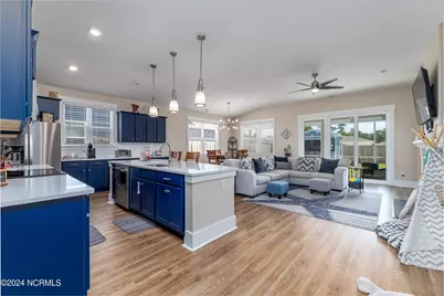 416 Edgewater Way, Surf City, NC 28445 - Photo 6