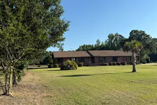 12155 Carolina 41, Bladenboro, NC 28320 - Photo 4