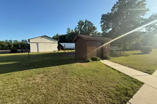 12155 Carolina 41, Bladenboro, NC 28320 - Photo 10