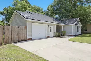 402 Southwest Dr, Jacksonville, NC 28540 - Photo 4