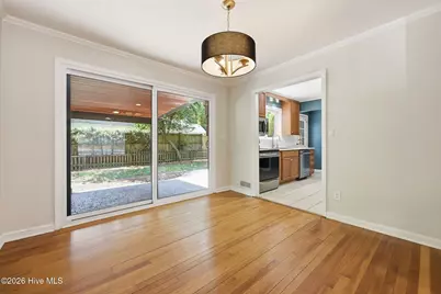 390 E Indiana Avenue, Southern Pines, NC 28387 - Photo 14