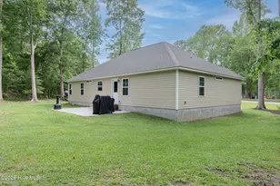 137 Wilburne Dr, Hubert, NC 28539 - Photo 32