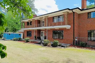 1001 W Main St, Williamston, NC 27892 - Photo 2