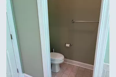 328 Lakemere Drive, New Bern, NC 28562 - Photo 32