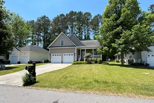328 Lakemere Dr, New Bern, NC 28562 - Photo 4