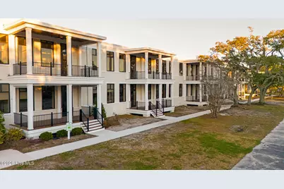 805 Mulberry Street #Unit 214, Beaufort, NC 28516 - Photo 2