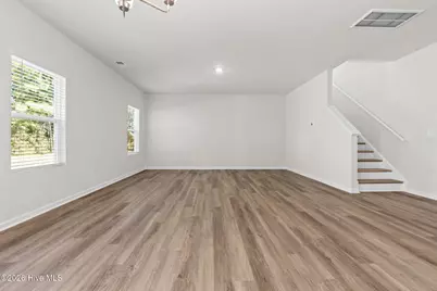 103 Maymont Street NW, Supply, NC 28462 - Photo 6