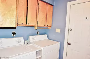 408 Hampshire Pl, Jacksonville, NC 28546 - Photo 22