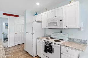 3350 Club Villas Dr, Southport, NC 28461 - Photo 14