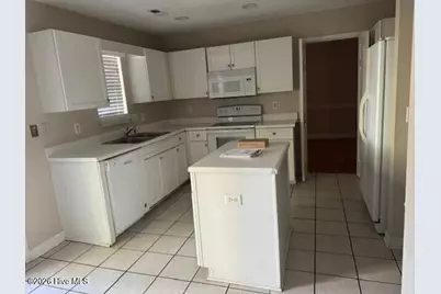 1405 Yardley Lane, Wilmington, NC 28412 - Photo 4