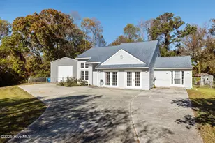 3018 Mandy Ln, Morehead City, NC 28557 - Photo 2