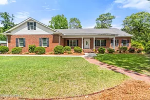 408 Jefferson St, Hamlet, NC 28345 - Photo 14
