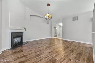 208 Waters Point Ct, Wilmington, NC 28412 - Photo 2