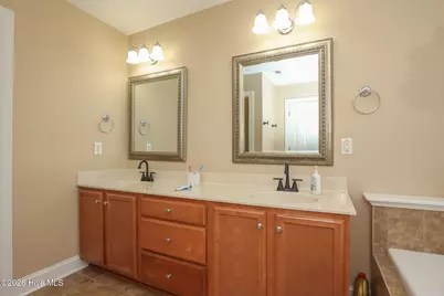 207 Willoughby Lane, Jacksonville, NC 28546 - Photo 20