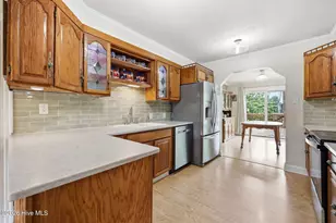 105 Harbor Dr, Washington, NC 27889 - Photo 10