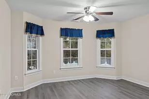 711 Shearwater Ln, Swansboro, NC 28584 - Photo 16