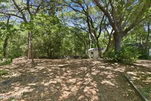305 River Dr, Southport, NC 28461 - Photo 40