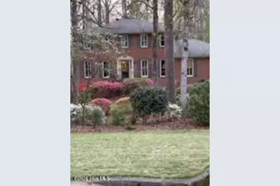 3975 White Oak Lane SW, Lilburn, GA 30047 - Photo 2