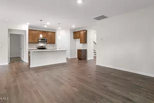820 Fernwind Circle, Aberdeen, NC 28315 - Photo 16