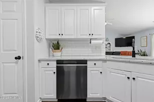 204 Bloomington Ln, Wilmington, NC 28411 - Photo 16
