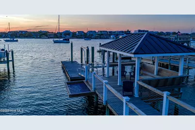 110 Waynick Boulevard, Wrightsville Beach, NC 28480 - Photo 6