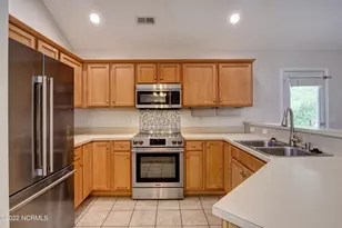 611 Catamaran Dr, Wilmington, NC 28412 - Photo 6