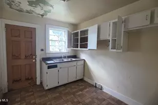 404 High St, Rocky Mount, NC 27803 - Photo 4