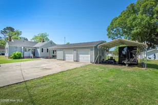 302 S Poplar St, Hobgood, NC 27843 - Photo 34