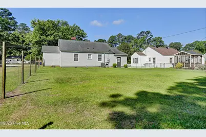 118 Queens Road, Jacksonville, NC 28540 - Photo 22
