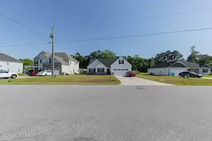 513 Ginn St, Jacksonville, NC 28540 - Photo 2