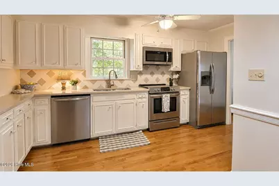 1919 Sherwood Drive, Greenville, NC 27858 - Photo 10