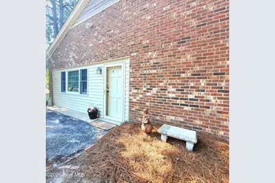 1919 Sherwood Drive, Greenville, NC 27858 - Photo 24